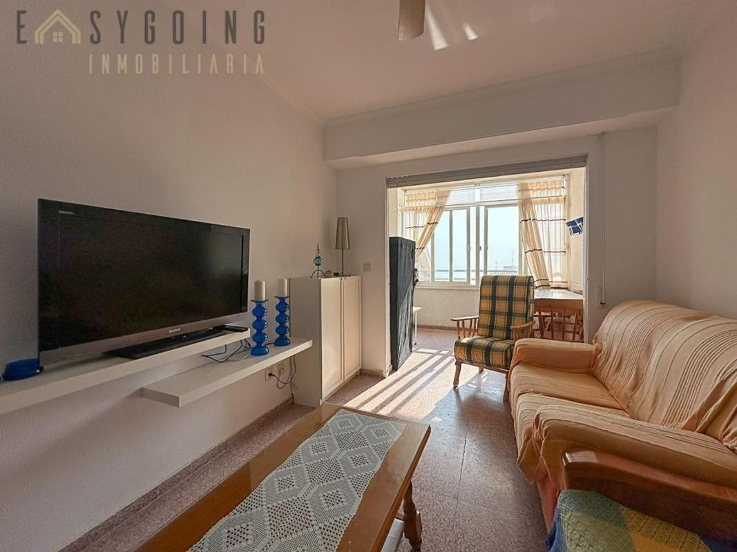Venta de piso en Piso en Calle Málaga, Arenales del Sol, Elche / Elx, Elche / Elx
photo 4