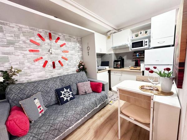 Venta de piso en Piso en Avenida de Dénia, Raval Roig-Virgen del Socorro, Alicante / Alacant, Alicante / Alacant
photo 1