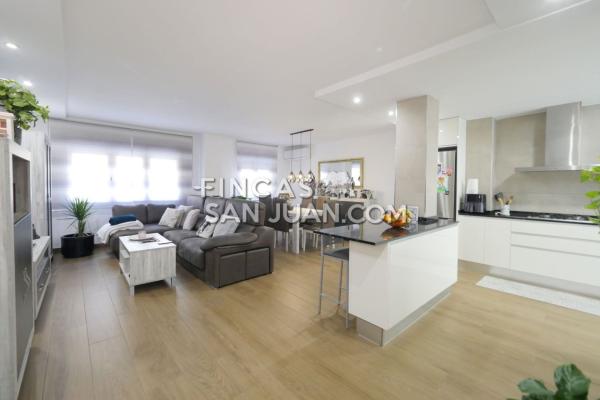 Venta de piso en Piso en Campoamor, Alicante / Alacant, Alicante / Alacant
thumbnail 2