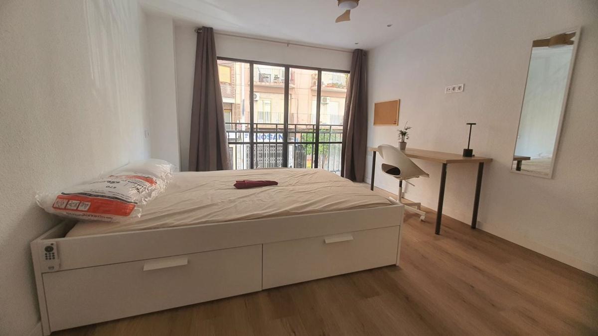 Venta de piso en Piso en Calle Reina Victoria, 52, Pont Nou-Corazón de Jesús, Elche / Elx, Elche / Elx
photo 1