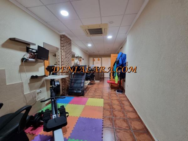 Chalet adosado en Pego photo 4