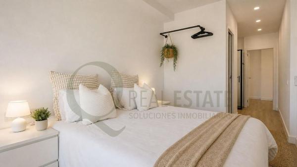 Venta de piso en Piso en Calle Costera de la Fàbrica, San Antón, Alicante / Alacant, Alicante / Alacant
thumbnail 2