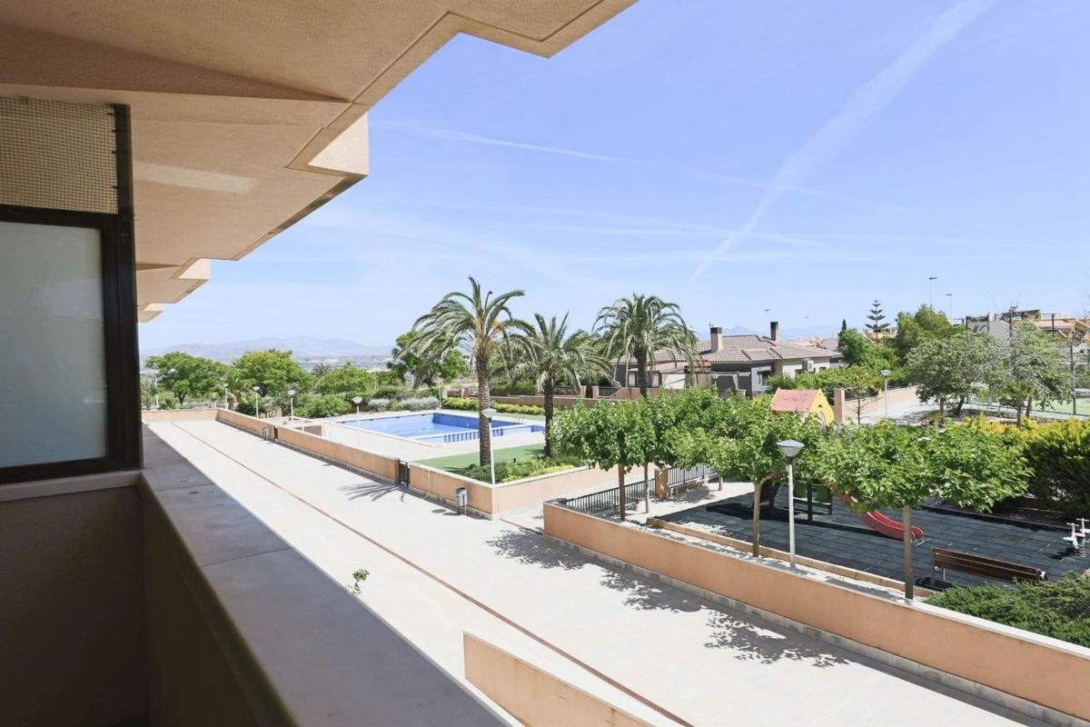 Sprzedaż mieszkania w Piso en Calle Segovia, Arenales del Sol, Elche / Elx, Elche / Elx
 photo 5
