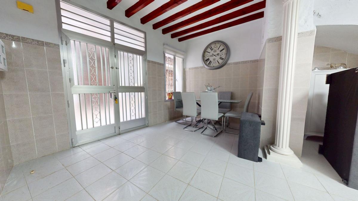 Propiedades en venta y alquiler en España photo 2