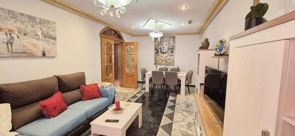 Sale of flat in Piso en Carrús Oeste, Elche / Elx, Elche / Elx
photo 1