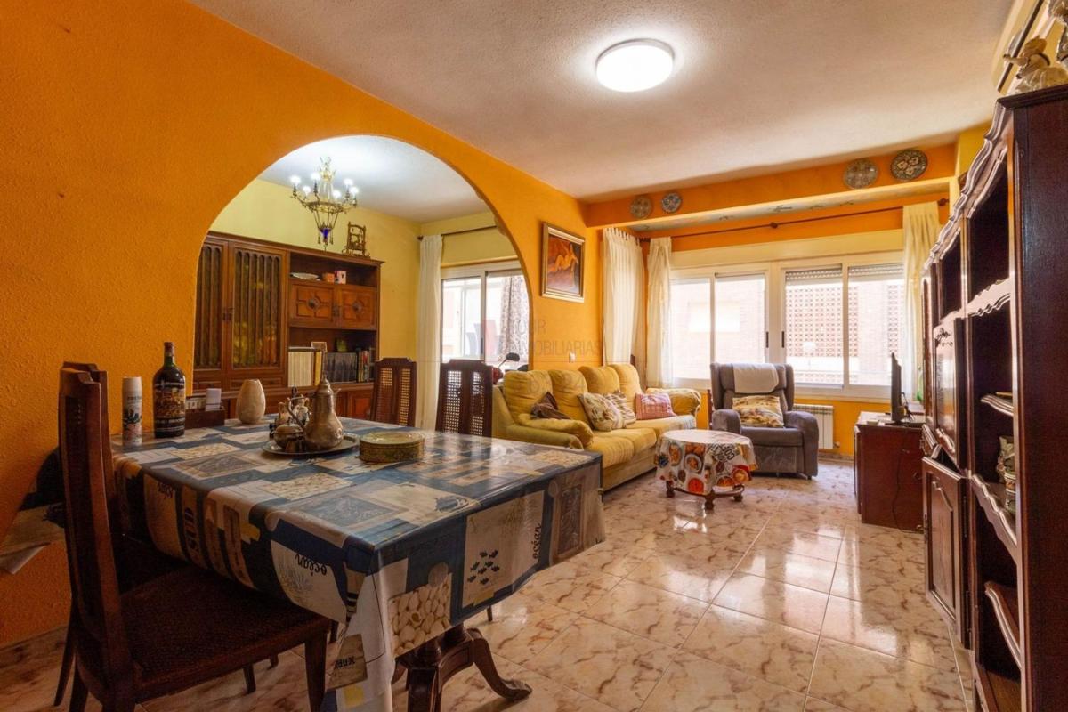 Sale of apartment in Piso en Calle de la Virgen del Socorro, 56, Raval Roig-Virgen del Socorro, Alicante / Alacant, Alicante
 photo 2