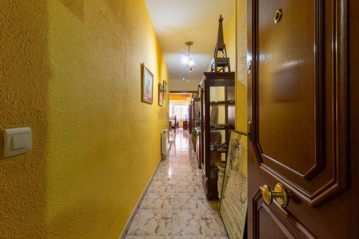 Sale of apartment in Piso en Calle de la Virgen del Socorro, 56, Raval Roig-Virgen del Socorro, Alicante / Alacant, Alicante
 photo 3