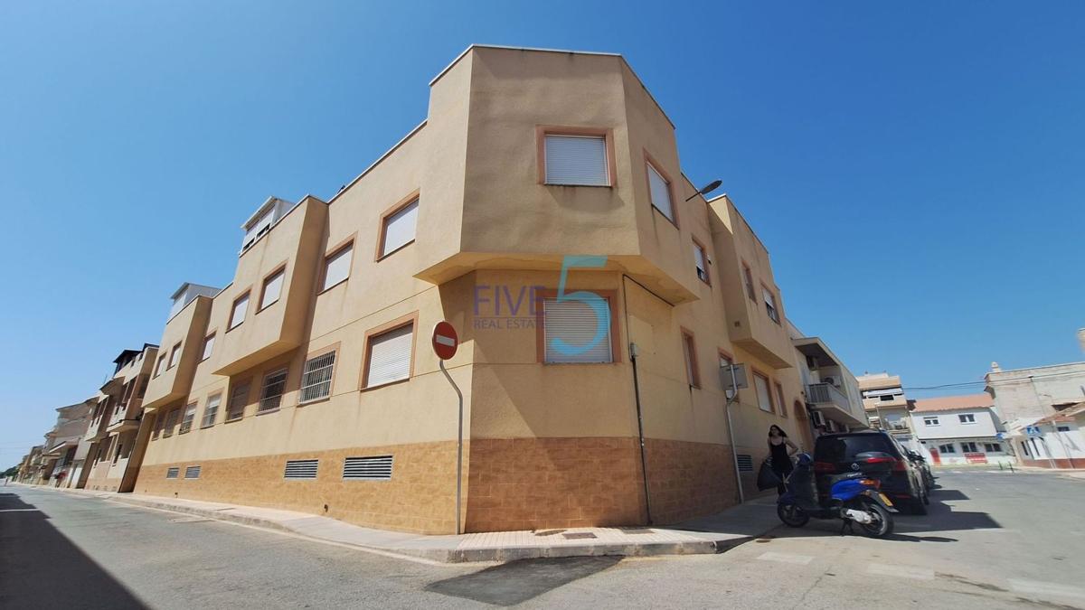 Sale of apartment in Piso en Zona Pueblo, Pilar de la Horadada, Pilar de la Horadada
 photo 3