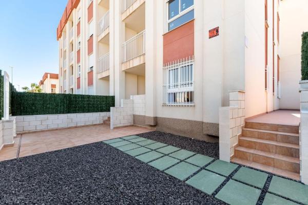 Sale of flat in Piso en Lomas de Cabo Roig, Orihuela, Orihuela
thumbnail 3