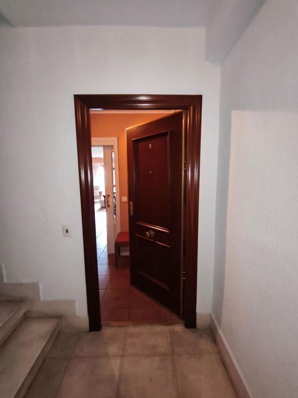 Venta de piso en Piso en Plaza Doctor Gómez Ulla, 1, Carolinas Bajas, Alicante / Alacant, Alicante / Alacant
photo 2