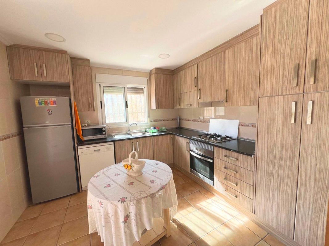 Properties for sale and rent in Spain photo 5