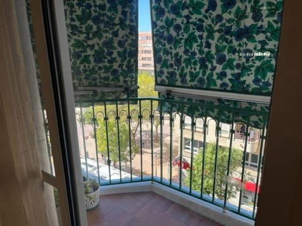Sale of flat in Piso en Avenida de Novelda, Carrús Oeste, Elche / Elx, Elche / Elx
thumbnail 3
