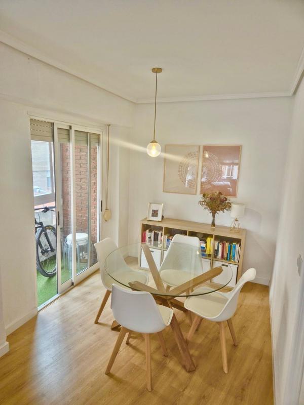 Venta de piso en Piso en Calle del Capitán Segarra, 35, Mercado, Alicante / Alacant, Alicante / Alacant
photo 3