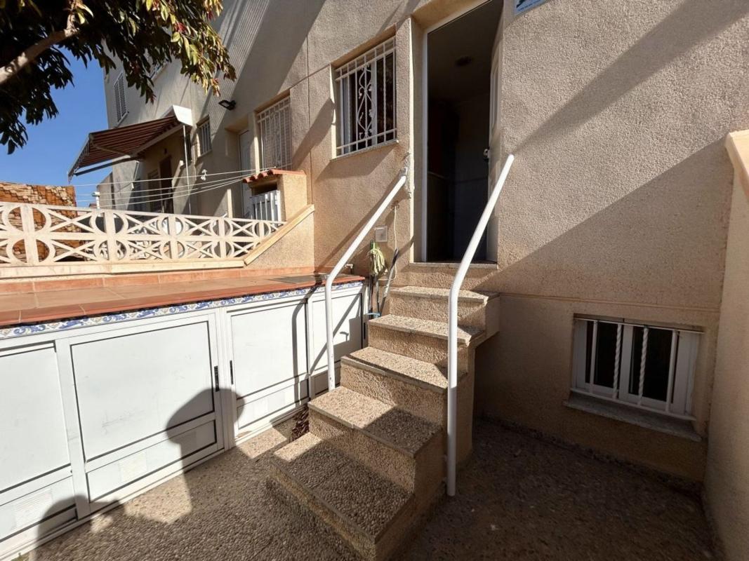 Sprzedaż niezależnego domku jednorodzinnego w Casa o chalet en Avenida del Mediterrani, Monte y Mar, Gran Alacant, Gran Alacant photo 2