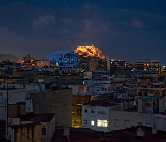 Sale of flat in Piso en Santo Domingo, Alicante / Alacant, Alicante
thumbnail 3