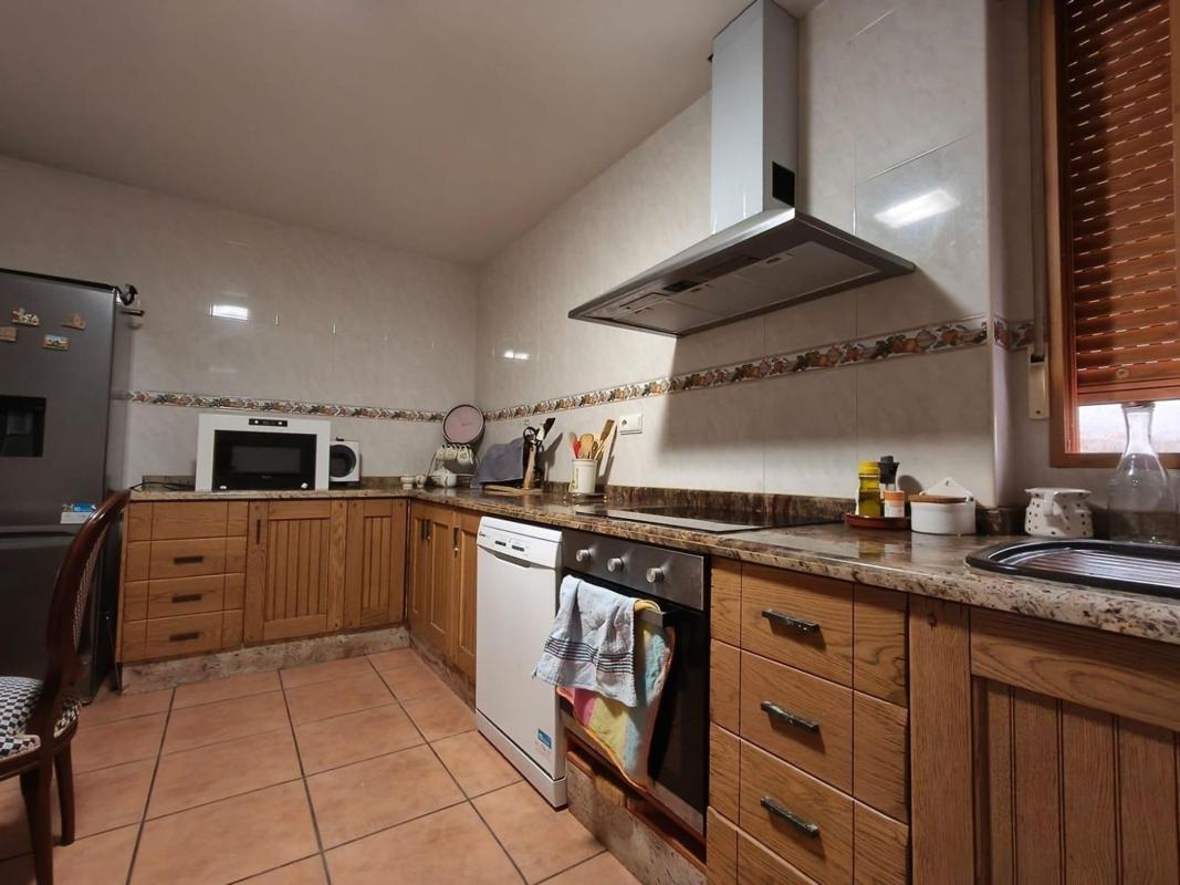 Properties for sale and rent in Spain photo 2