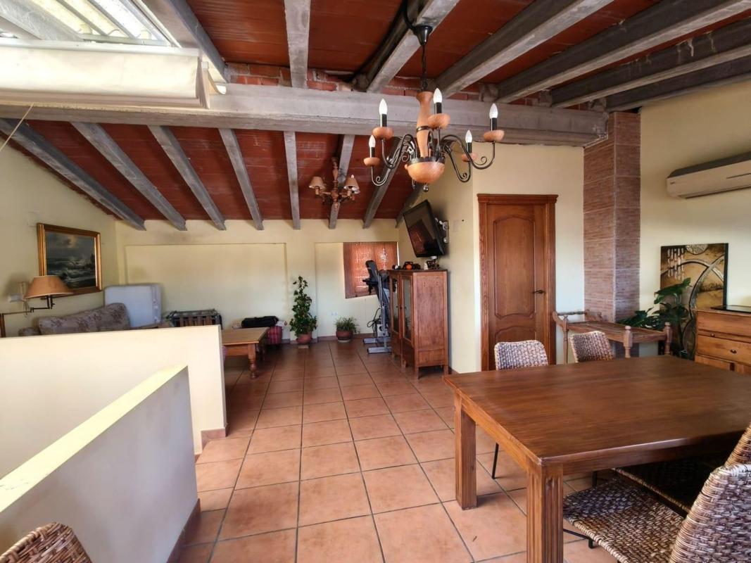Properties for sale and rent in Spain photo 5