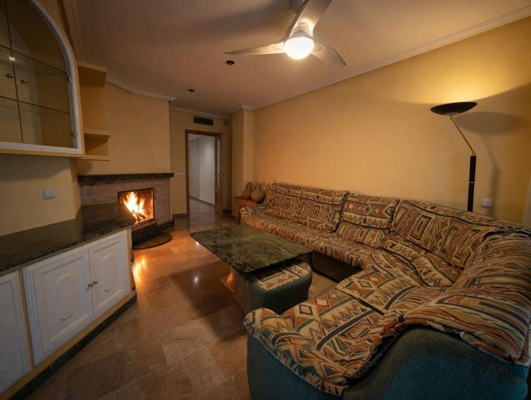 Sale of apartment in Piso en Calle Mare de Déu del Pilar, Centro, Mutxamel, Mutxamel
photo 2