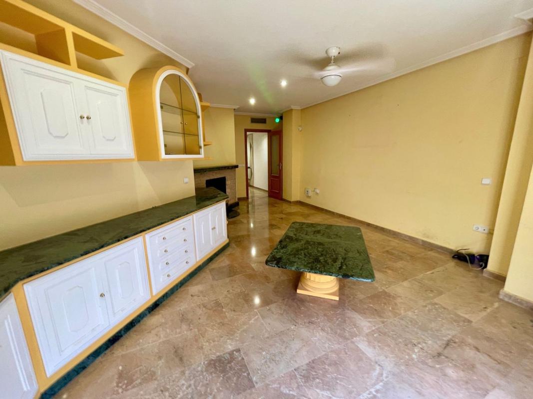 Sale of apartment in Piso en Calle Mare de Déu del Pilar, Centro, Mutxamel, Mutxamel
photo 3