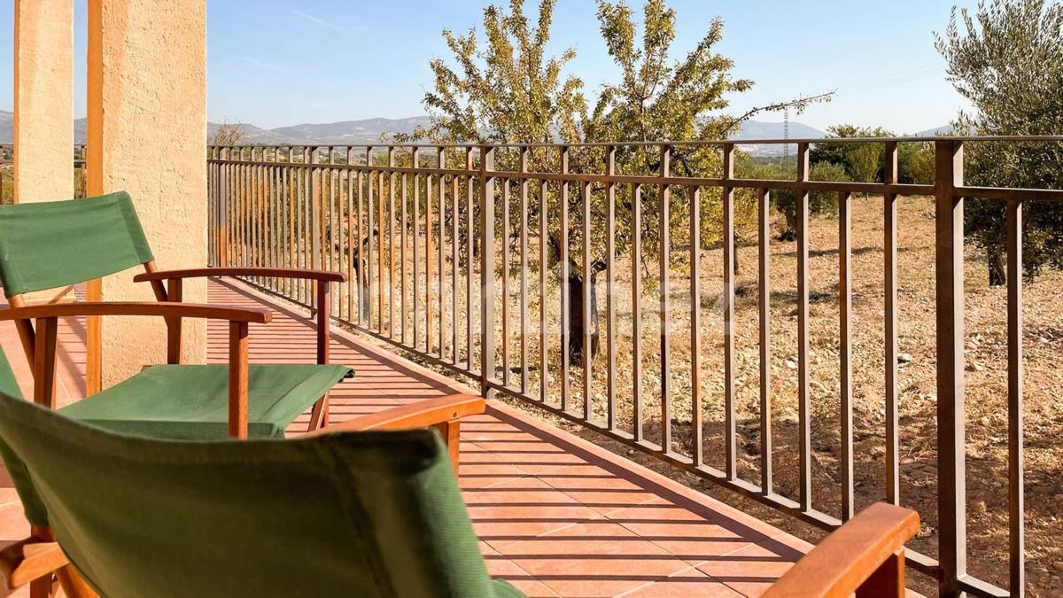 Продажа загородного участка в  Finca rústica en Lugar II Pd 1, Castalla , Касталья photo 5