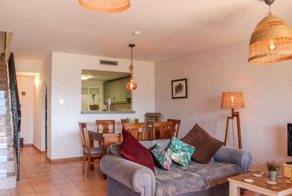 Independent chalet for sale in Casa o chalet en Jalón, Jalón
photo 1