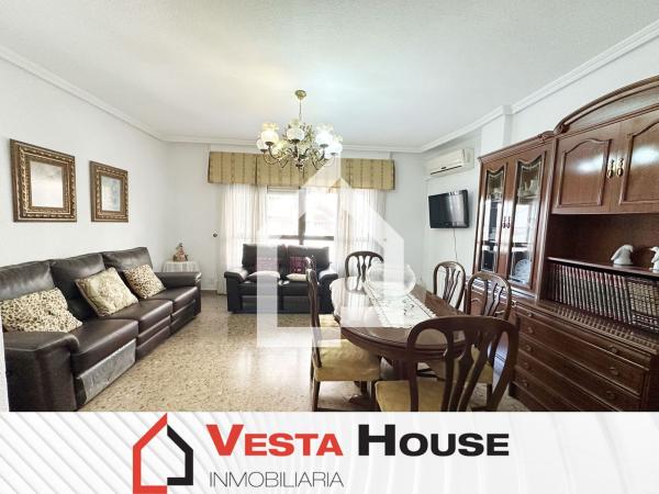 Venta de piso en Piso en Calle Alicante, Centro, San Vicente del Raspeig, San Vicente del Raspeig
photo 1