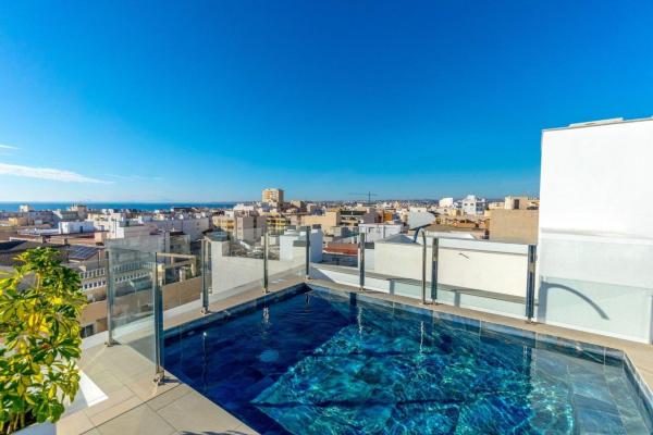 Venta de piso en Piso en Calle Ramón Gallud, 148, Las Piscinas Naturales, Torrevieja, Torrevieja
thumbnail 3