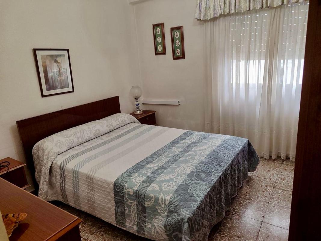 Venta de piso en Piso en Calle Aurita González, 33, Plaza de Toros - Avenida Chapí - Trinquete, Elda, Elda
 photo 3