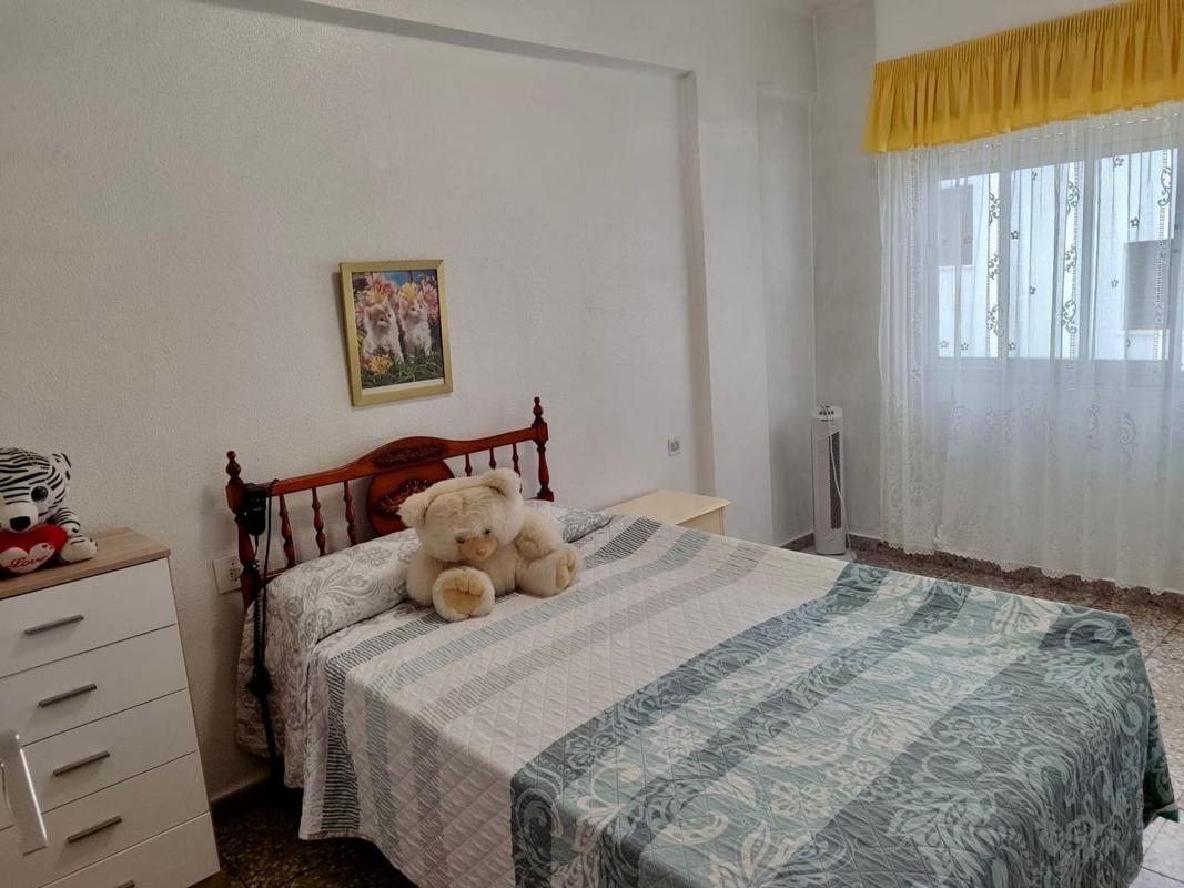 Venta de piso en Piso en Calle Aurita González, 33, Plaza de Toros - Avenida Chapí - Trinquete, Elda, Elda
 photo 4