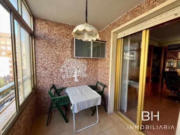Sale of flat in Piso en Pont Nou-Corazón de Jesús, Elche / Elx, Elche / Elx
thumbnail 2