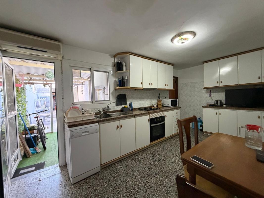 Properties for sale and rent in Spain photo 3