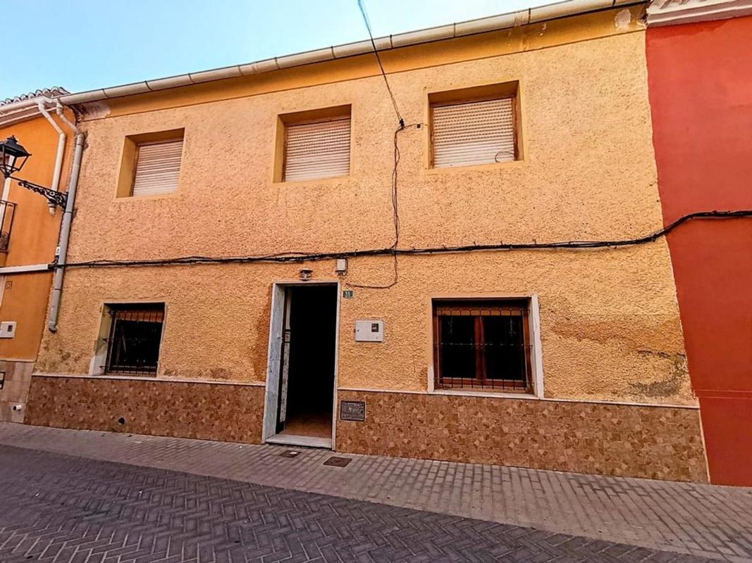 Propiedades en venta y alquiler en España photo 3