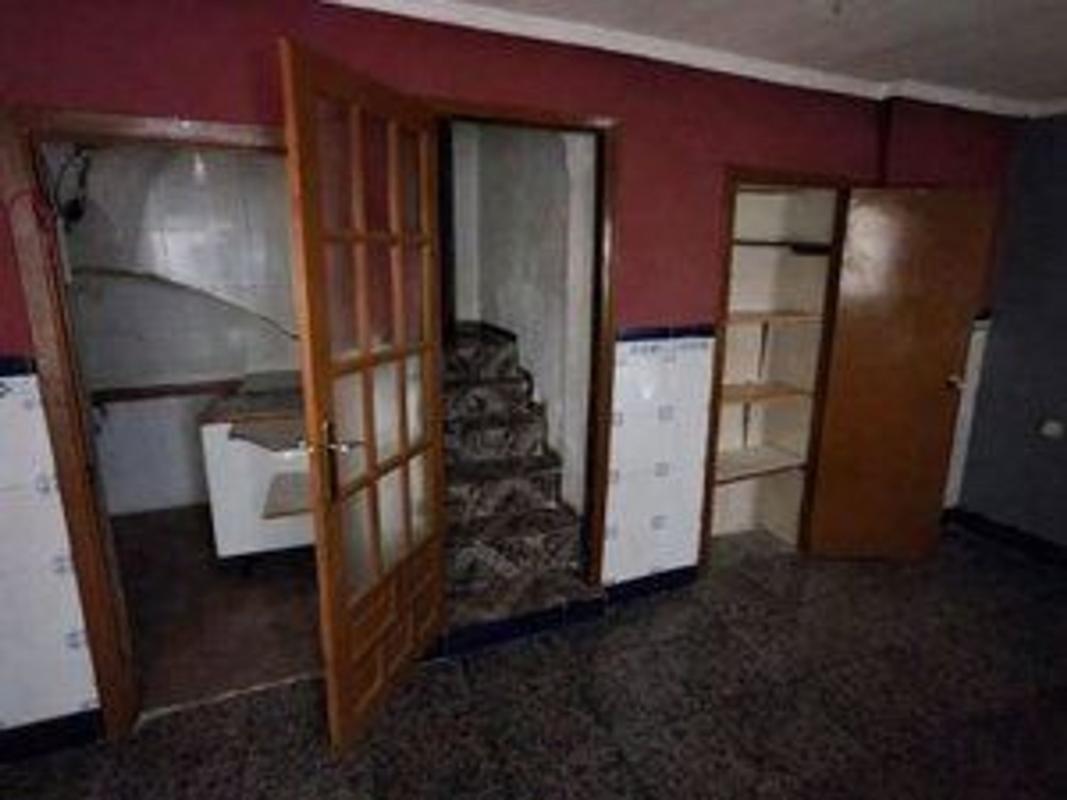 Propiedades en venta y alquiler en España photo 1