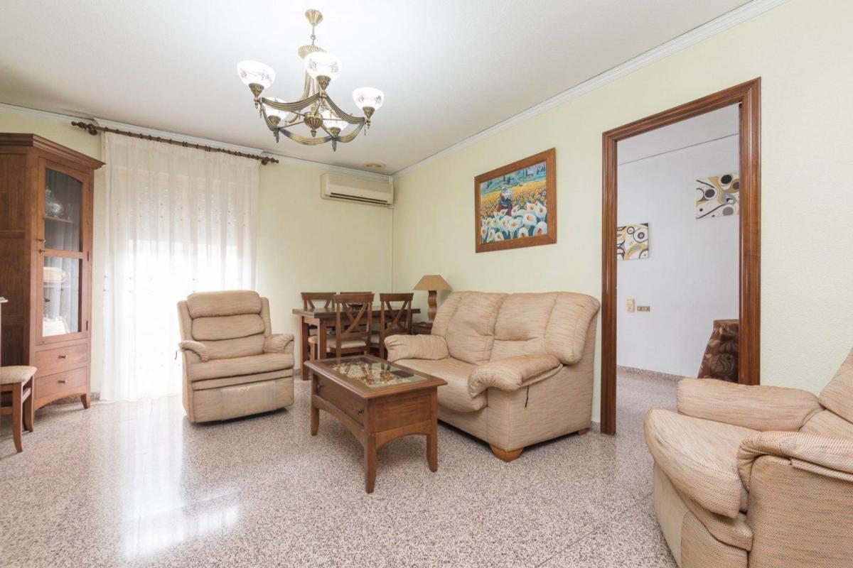 Недвижимость на продажу и в аренду в Испании photo 5
