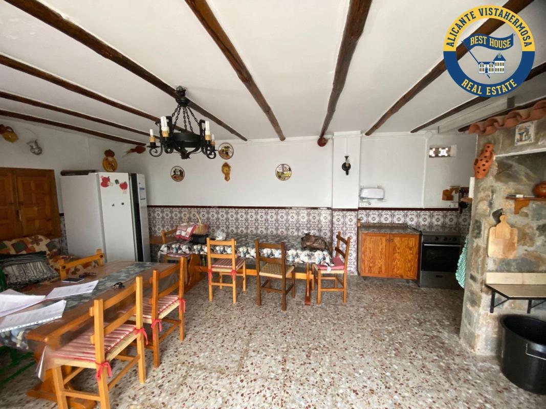 Propiedades en venta y alquiler en España photo 5