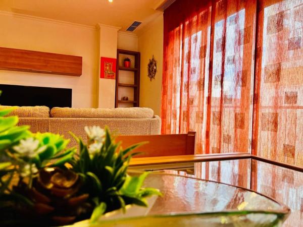 Sale of flat in Piso en Calle de Sant Miquel, Centro, Elche / Elx, Elche / Elx
thumbnail 2