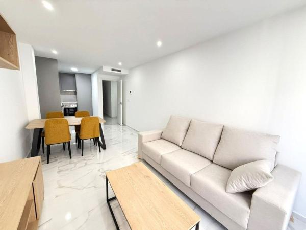 Sale of flat in Piso en Cabo de las Huertas, Alicante / Alacant, Alicante
photo 1