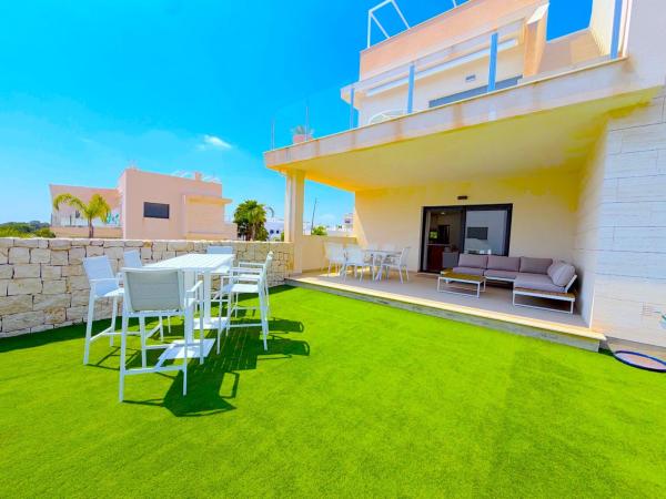 Продажа квартиры на Piso en Pinar de Campoverde, Pilar de la Horadada, Пилар де ла Орадада
photo 1