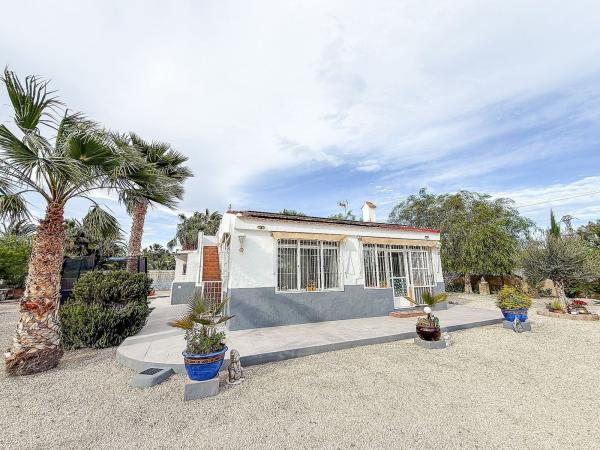 Finca rústica en venta en Finca rústica en Cementerio-El Aljub, Elche / Elx , Elche / Elx thumbnail 2