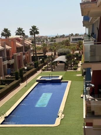 Sprzedaż mieszkania w Piso en Calle Cabo de Gata, Lomas de Cabo Roig, Orihuela, Orihuela
photo 1