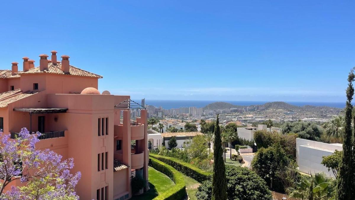 Sprzedaż mieszkania w Piso en Calle Viena, Golf Bahía, Finestrat, Finestrat
photo 2