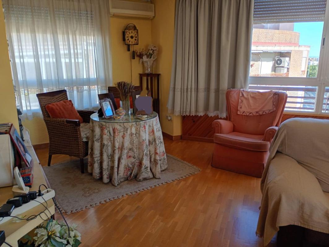 Sale of apartment in Piso en Avenida de Santa Pola, 10, San Antón - Palmerales, Elche / Elx, Elche / Elx
photo 4