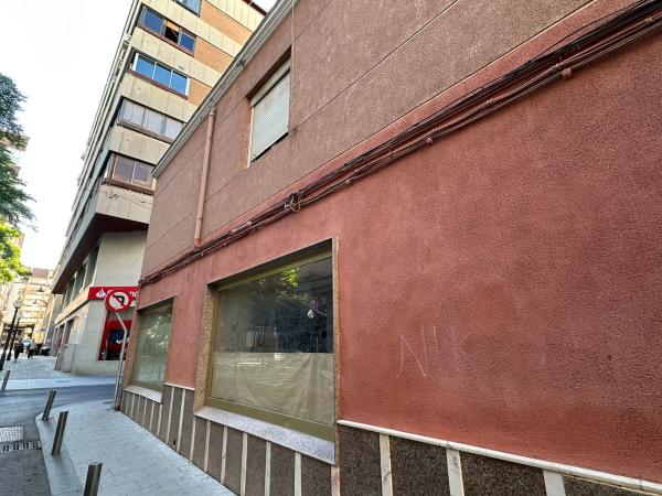 Casa o chalet independiente en Calle Poeta Zorrilla, 2, Plaza de Toros - Avenida Chapí - Trinquete, Elda thumbnail 3