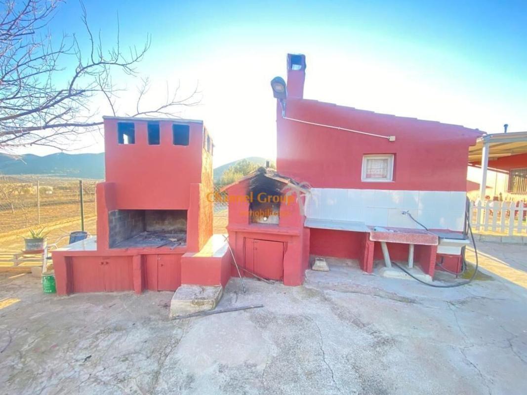 Продажа загородного участка в  Finca rústica en Hondón de las Nieves , Хондон-де-лас-Ньевес photo 3