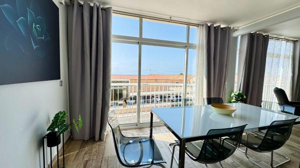 Venta de piso en Piso en Raval Roig-Virgen del Socorro, Alicante / Alacant, Alicante / Alacant
 photo 4