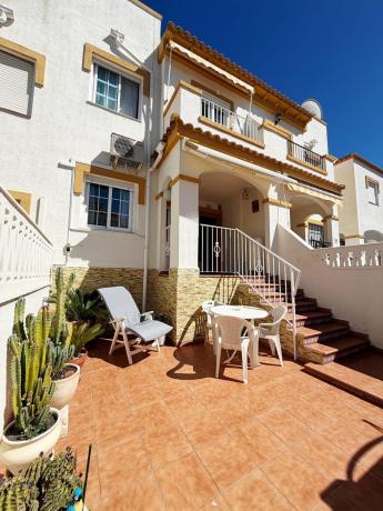 Chalet adosado en Avenida Escandinavia, 23, Gran Vista-Olivo de Oro, Gran Alacant photo 1