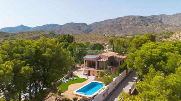 Casa o chalet independiente en Partida Barrosa s/n, Crevillente thumbnail 2