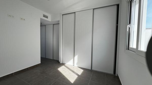 Дуплекс на продажу в Dúplex en Calle de Xipre, 70 -10, Monte y Mar, Gran Alacant, Гран-Алакант thumbnail 2