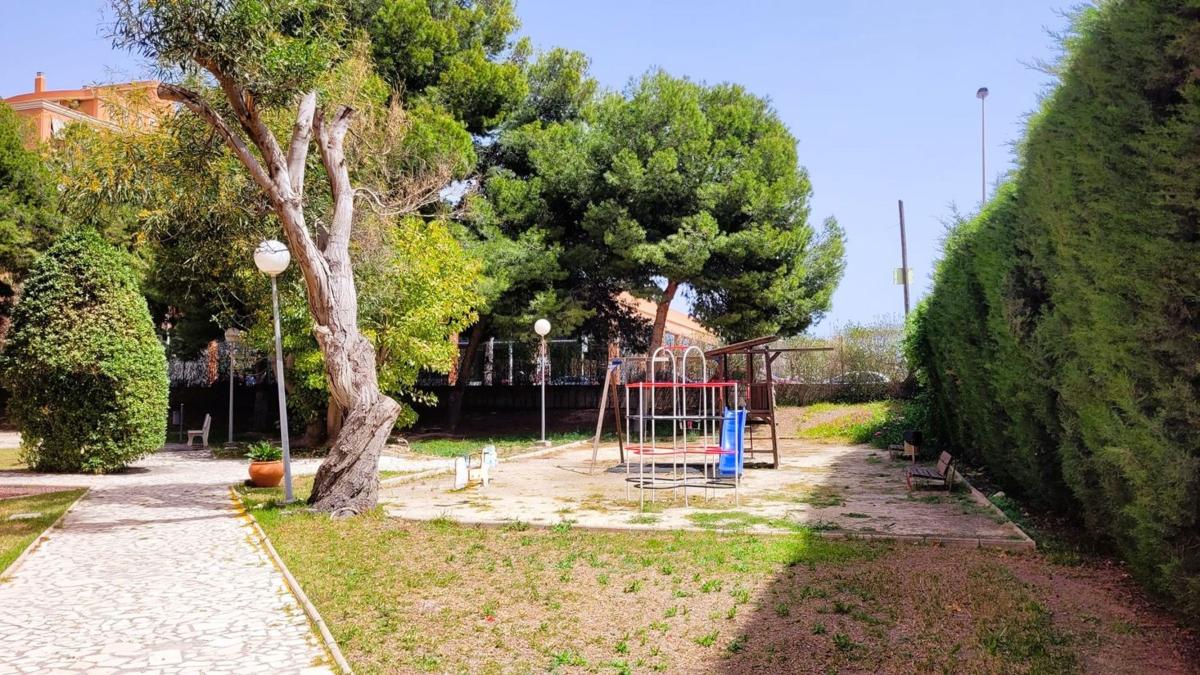 Продажа квартиры на Piso en Los Ángeles, Alicante / Alacant, Аликанте / Алакант
 photo 3