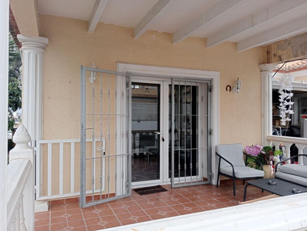 Properties for sale and rent in Spain photo 1